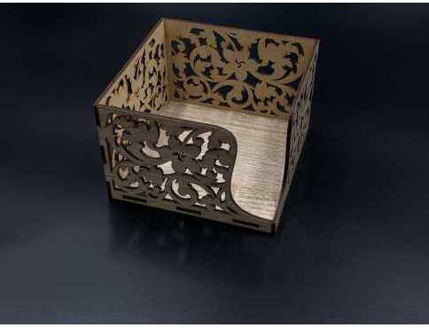 Серветниця. 13,5х13,5х9см